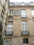 FR_I-D-FR Paris-D01-001-02 H-de-Vins