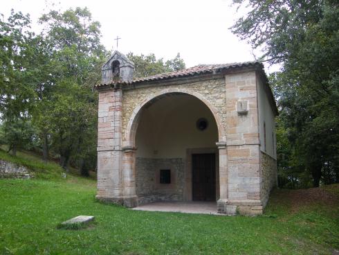 ES_AST_AST Llanes-002-05 Ermita del Cristo