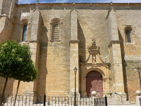 ES_CYL_VALL Villanueva-de-San-Mancio-001-02 iglesia-de-Santa-María